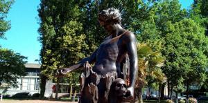 LIGHT / Sculpture monumentale en bronze